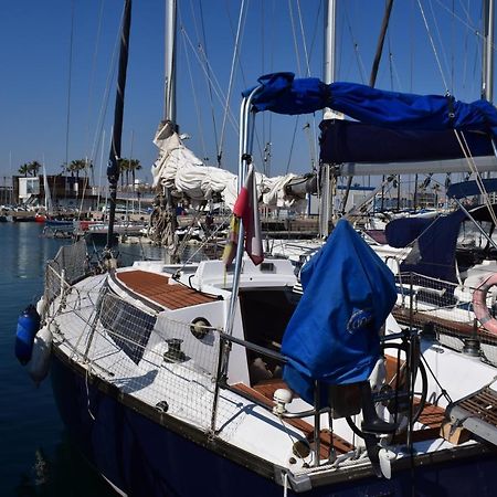 Velero En Puerto De Valencia - E&M Boats Hotel Eksteriør billede